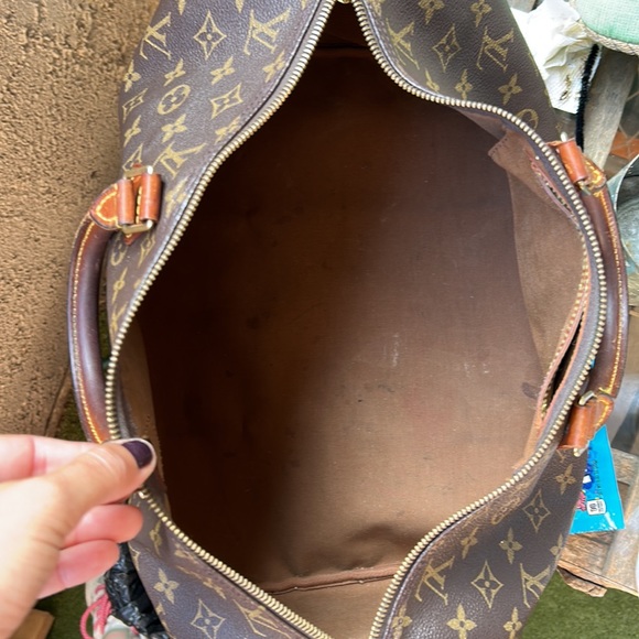 Louis Vuitton Monogram Speedy 40 - Picture 10 of 16